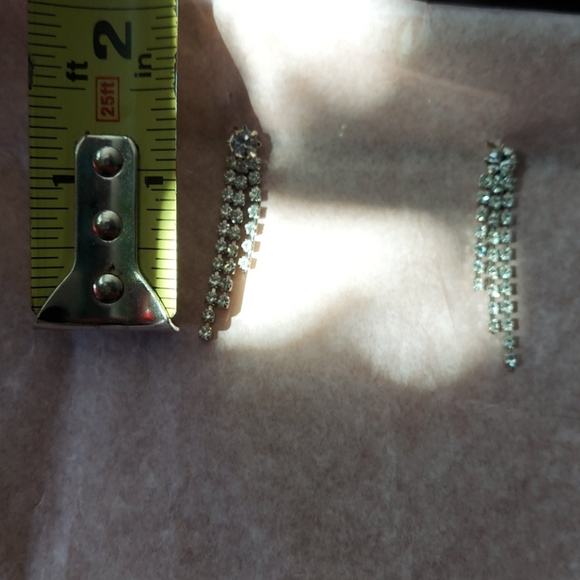 Diamond Rhinestone Drop Earings🍋 - Picture 3 of 3